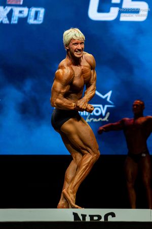СLASSIC PHYSIQUE НОВИЧКИ